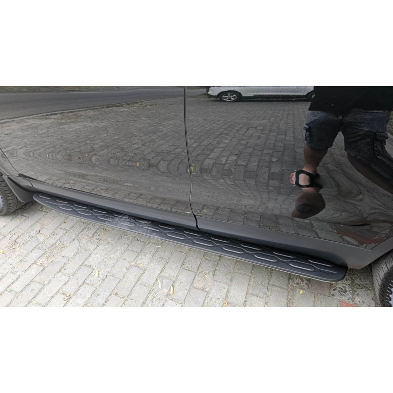 Бокові пороги (2 шт) для Land Rover Discovery V 2017- рр