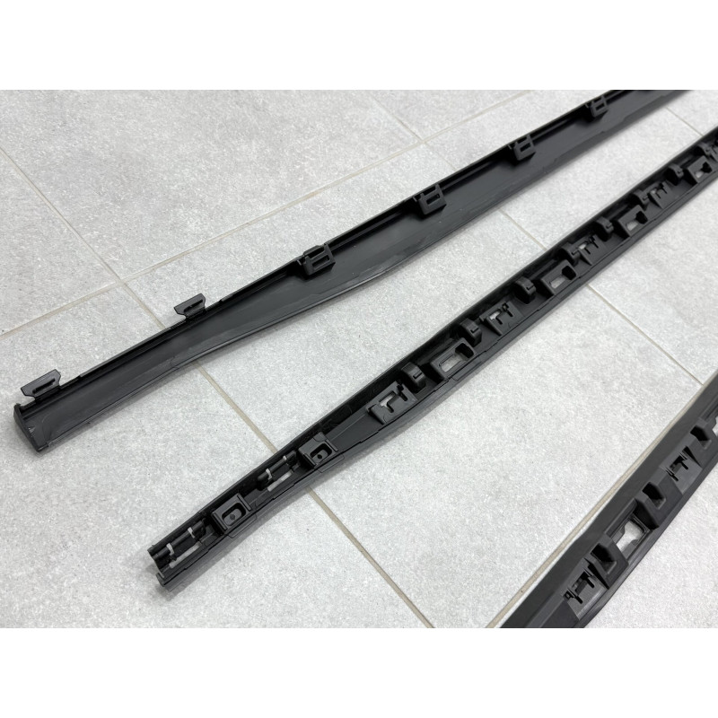 Леза на пороги GTI для Volkswagen Golf 8 2021-