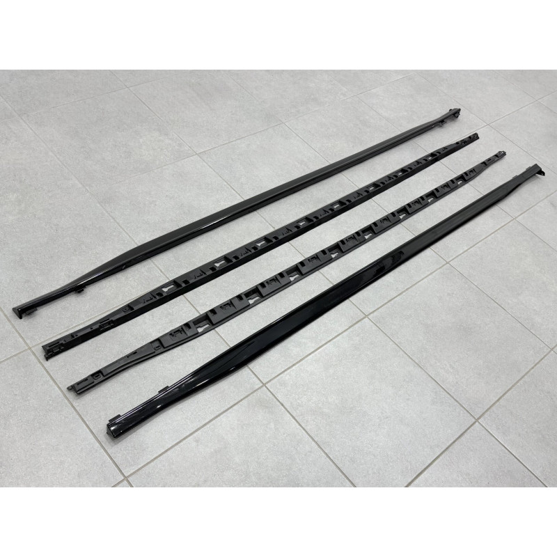 Леза на пороги R-Line для Volkswagen Golf 8 2021-