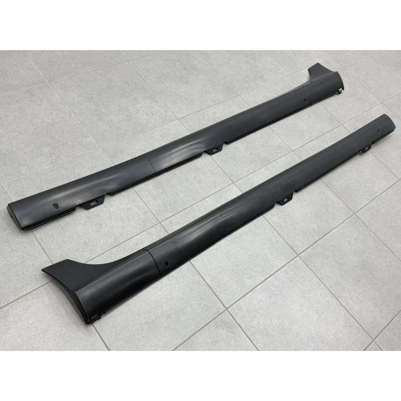 Накладки на пороги GTI R32 для Volkswagen Golf 5 2004-2008