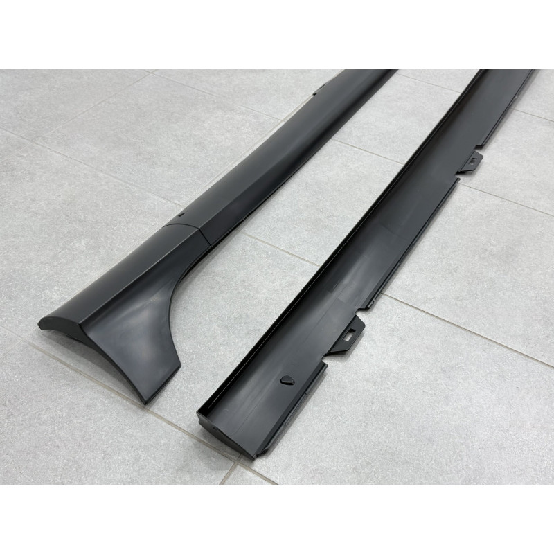 Накладки на пороги GTI R32 для Volkswagen Golf 5 2004-2008