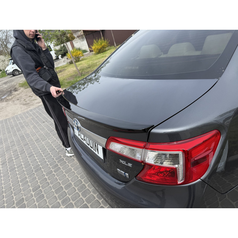 Спойлер ліп багажника Toyota Camry 50 USA 2012-2014 ABS пластик, колір чорний глянець