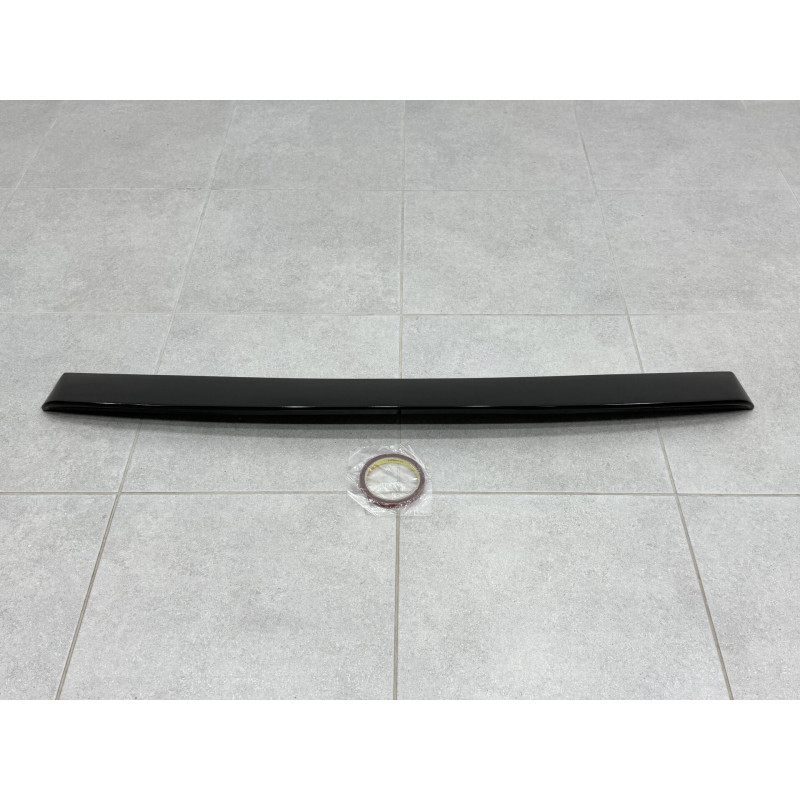 Козирок заднього скла Toyota Camry 50 / 55 EU / USA 2011-2017 ABS пластик, колір чорний глянець