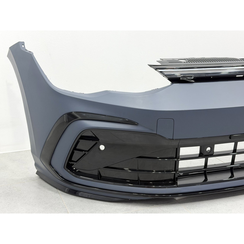 Передній бампер R LINE Volkswagen Golf 8 2021-