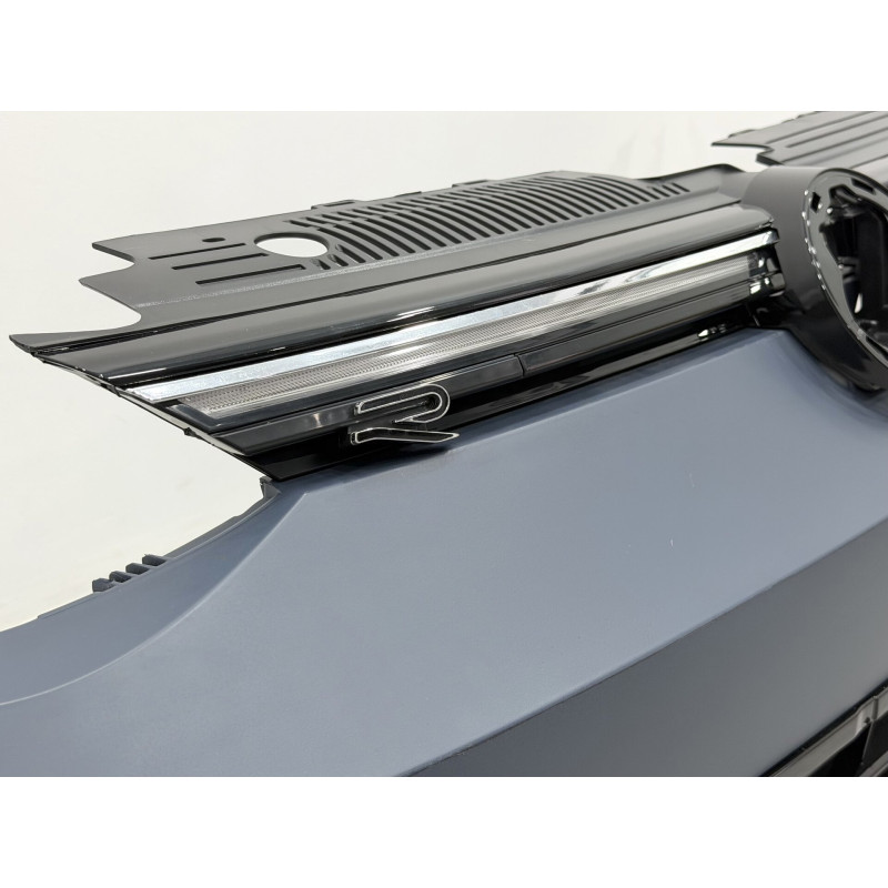 Передній бампер R LINE Volkswagen Golf 8 2021-