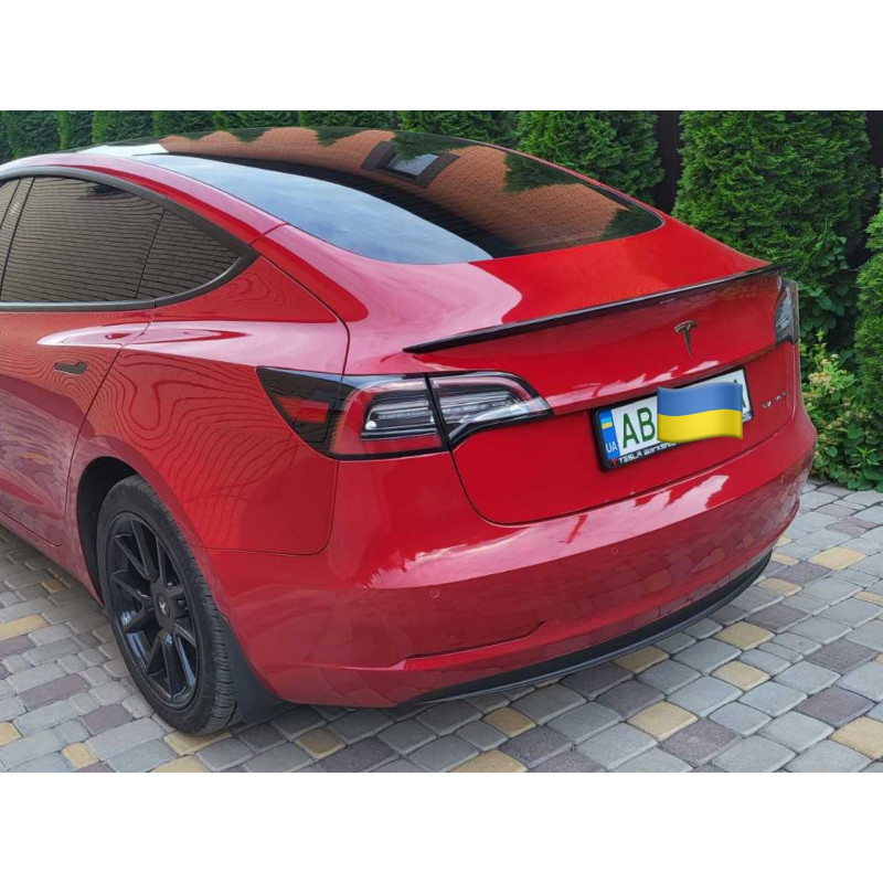 Спойлер лип багажника Tesla model 3 2017- ABS пластик, колір чорний глянець