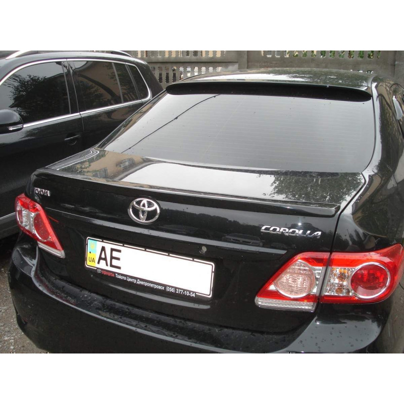 Спойлер ліп багажника Toyota Corolla 2007-2012 ABS пластик під фарбування