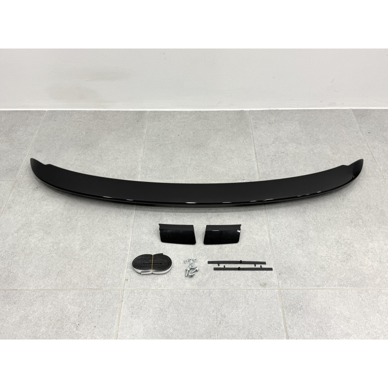 Спойлер козирок на кришку багажника Toyota Yaris 2011-2015 ABS пластик, колір чорний глянець