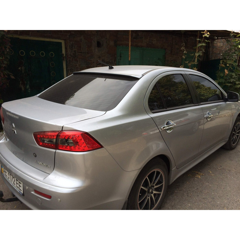 Козирок на скло Mitsubishi Lancer X 2007-2015 ABS пластик під фарбування