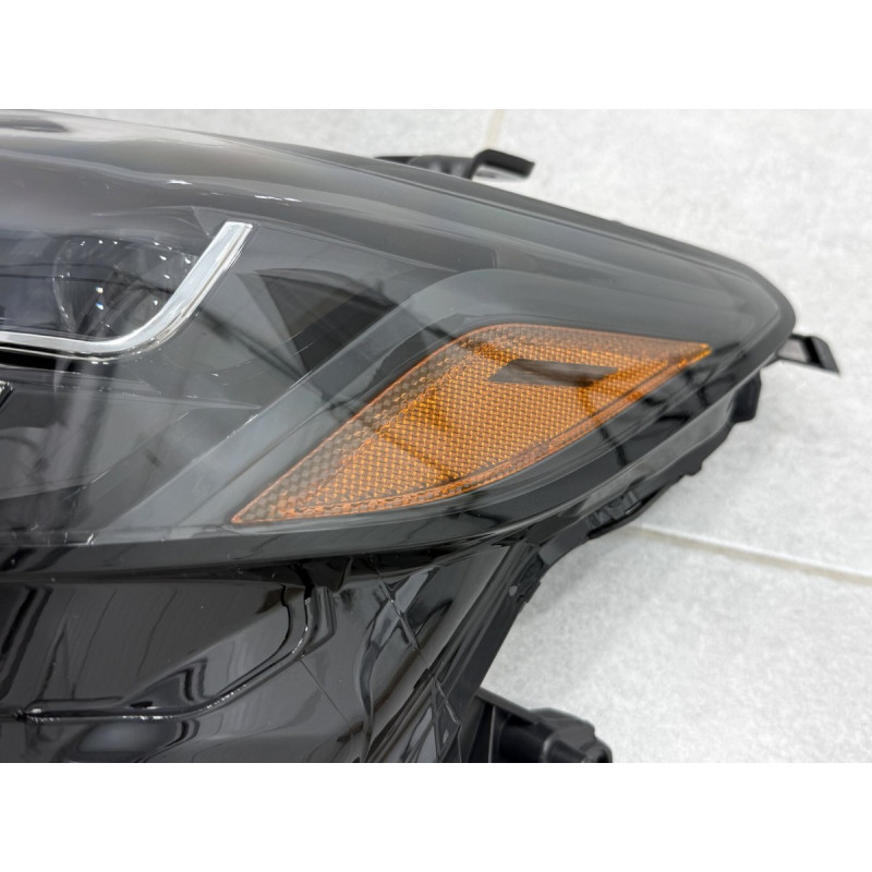 Ліва фара Toyota Camry 80 XSE USA 2023-
