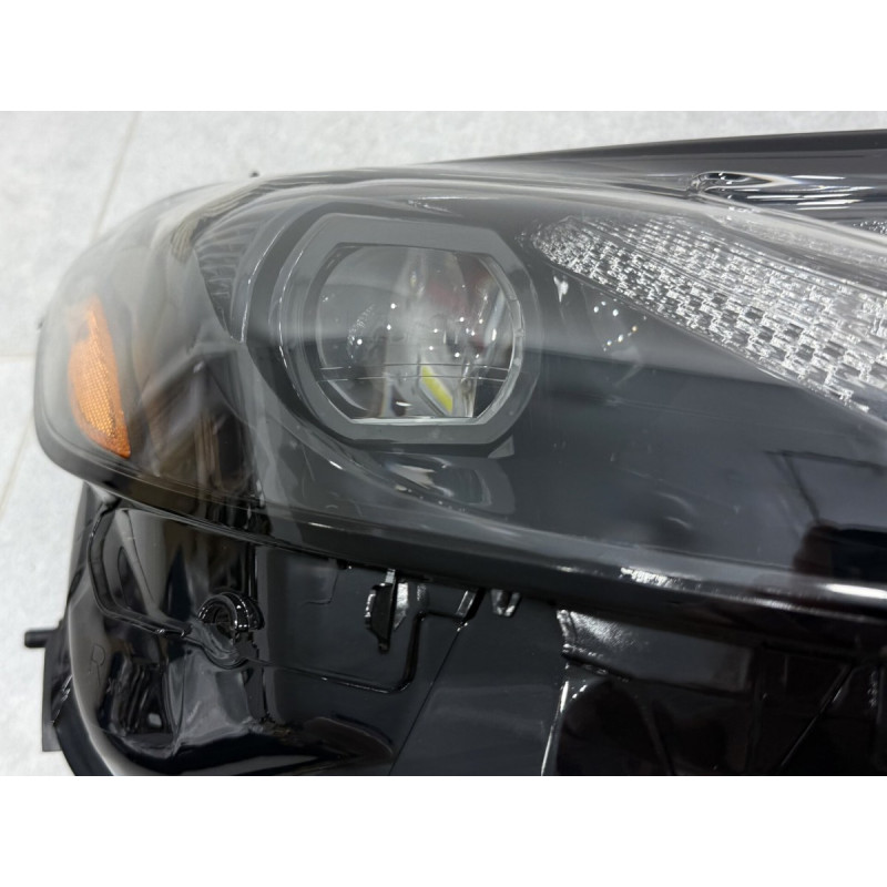 Права фара Toyota Camry 80 LE SE USA 2023-