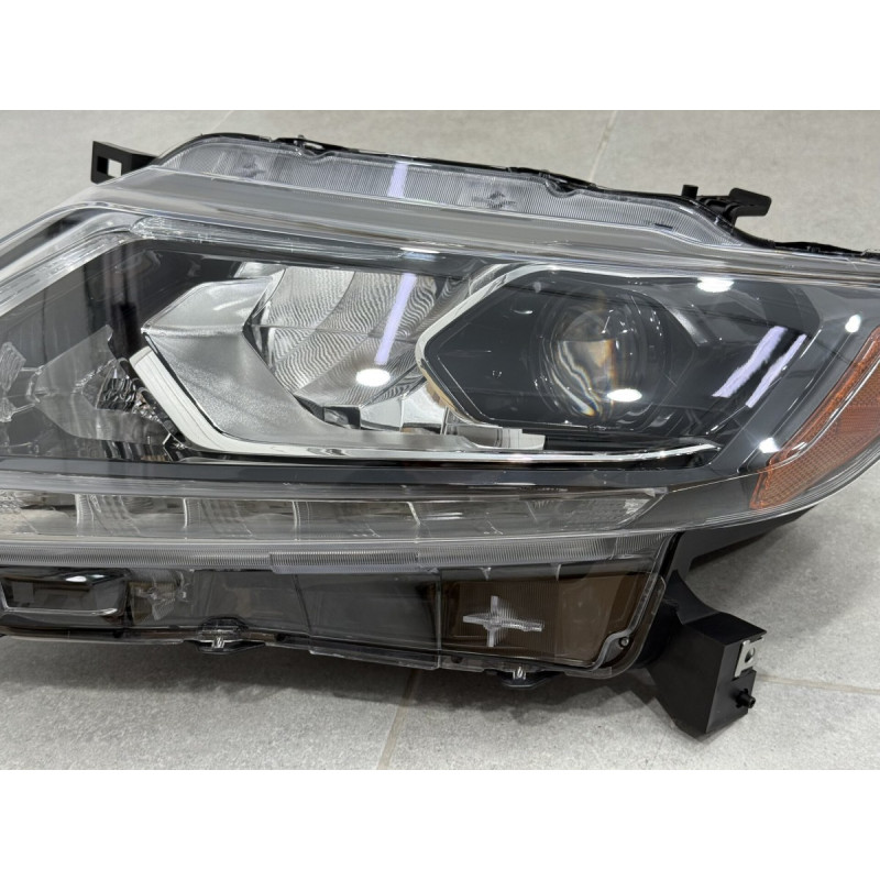 Ліва фара Full LED з лінзою для Nissan X-Trail 32 / Rogue 2014-2016