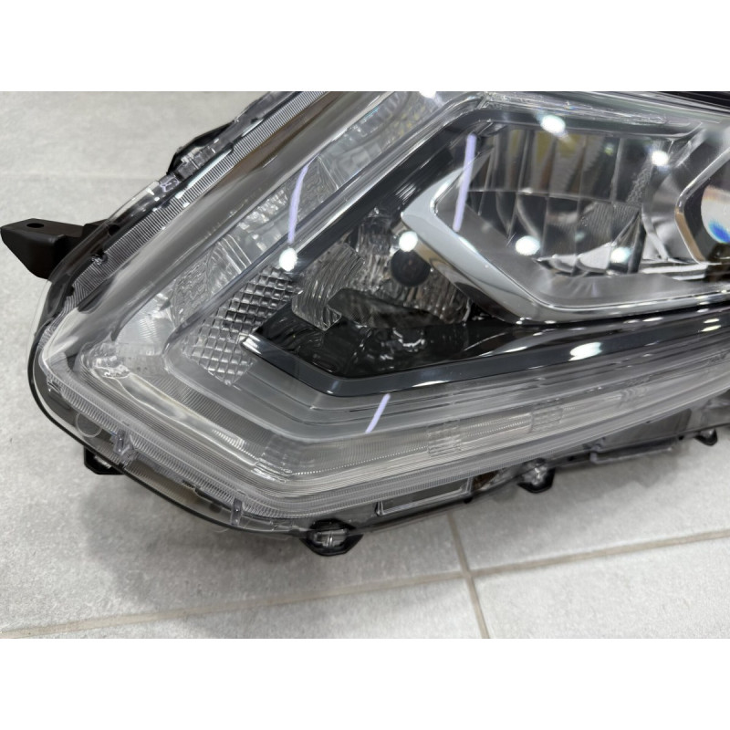 Ліва фара Full LED з лінзою для Nissan X-Trail 32 / Rogue 2014-2016