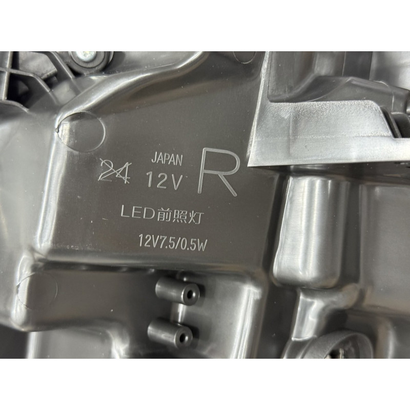 Права фара Full LED 2 лінзи ХРОМ для Nissan Rogue 32 2017-2020