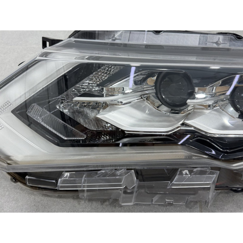 Ліва фара Full LED 2 лінзи ХРОМ для Nissan Rogue 32 2017-2020