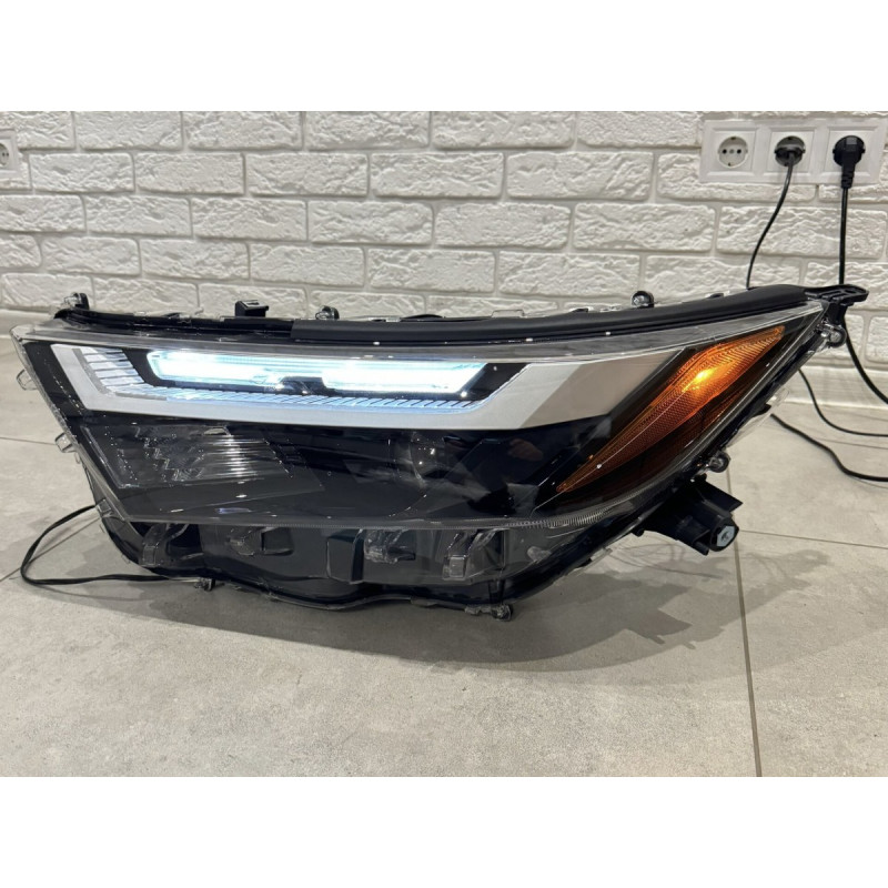 LED фара ліва рестайлінг 2023 для Toyota Rav-4 USA 2018-