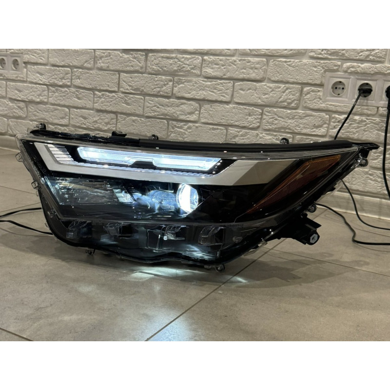 LED фара ліва рестайлінг 2023 для Toyota Rav-4 USA 2018-