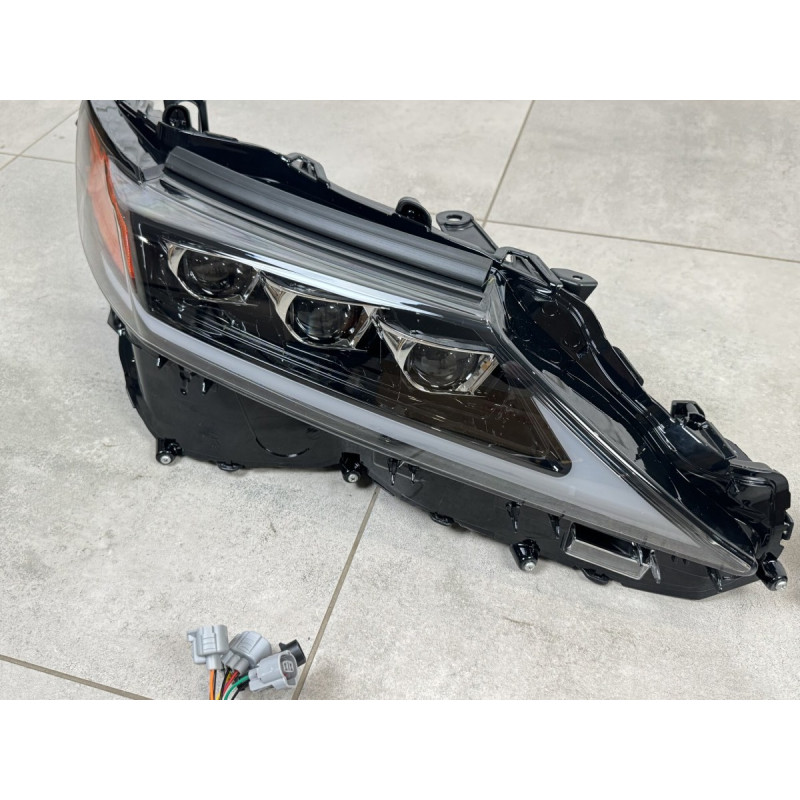 FULL LED фари 3 лінзи для Toyota Camry 70 USA 2017-2024