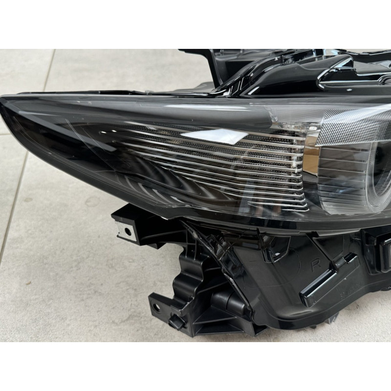 Права фара Full LED Mazda 3 BP 2019+