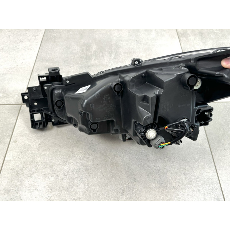 Права фара Full LED Mazda 3 BM ЕВРОПА РЕСТАЙЛІНГ 2016-2019 B63C-51030