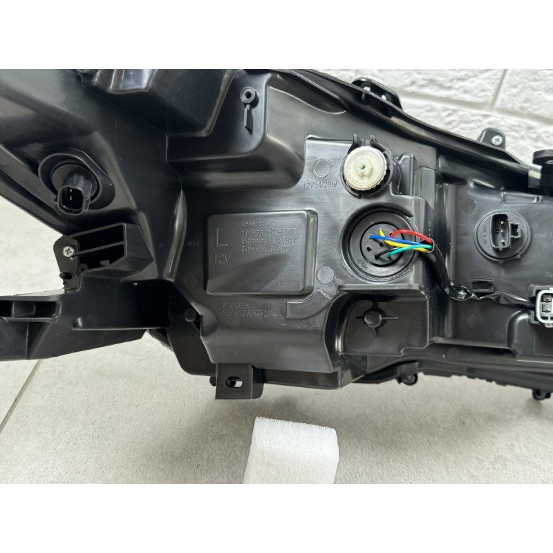 LED ліва фара рестайлінг SE 2021 для Toyota Camry 70 USA 2017-2024