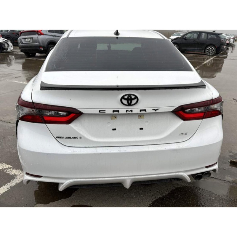 Спойлер лип багажника SE Toyota Camry 70 2018 - ABS пластик, колір чорний глянець