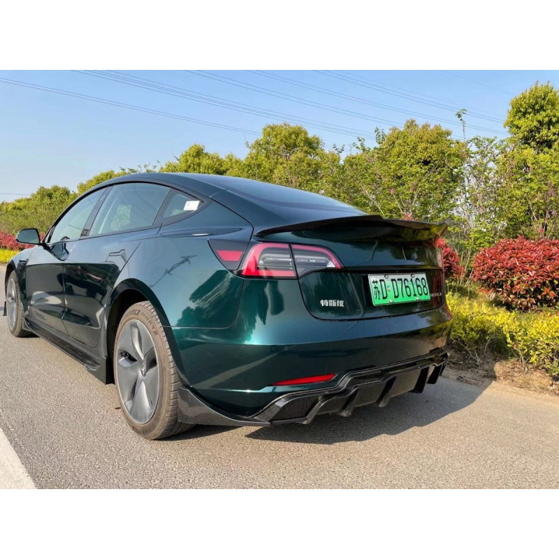 Спойлер лип багажника Tesla model 3 2017- ABS пластик, колір чорний глянець