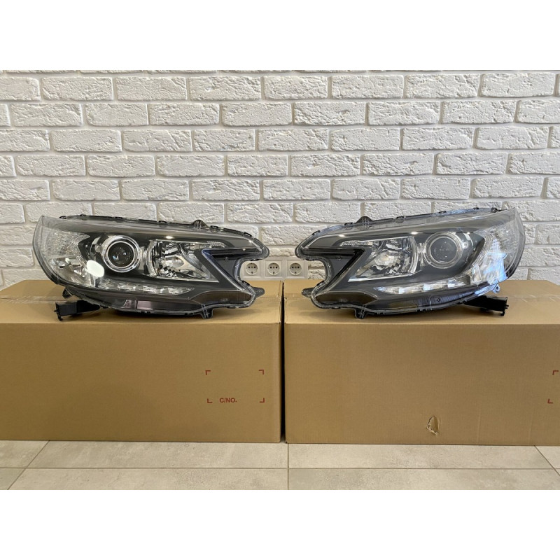 Фара права галоген Honda CR-V 4 2012-2014