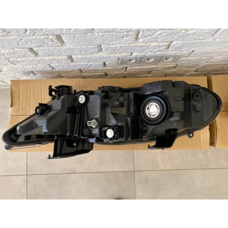 Фара права Led + галоген Honda Accord 10 2017+