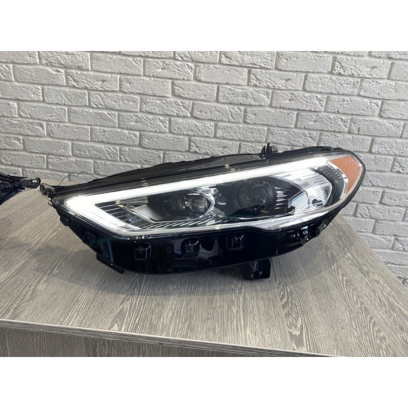 Передні LED фари Ford Fusion USA 2017-2021 (жовтий габарит)