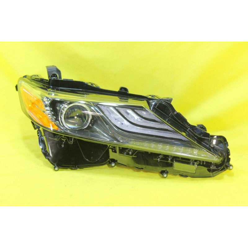 FULL LED права фара Toyota Camry 70 XLE XSE USA 2017-2024