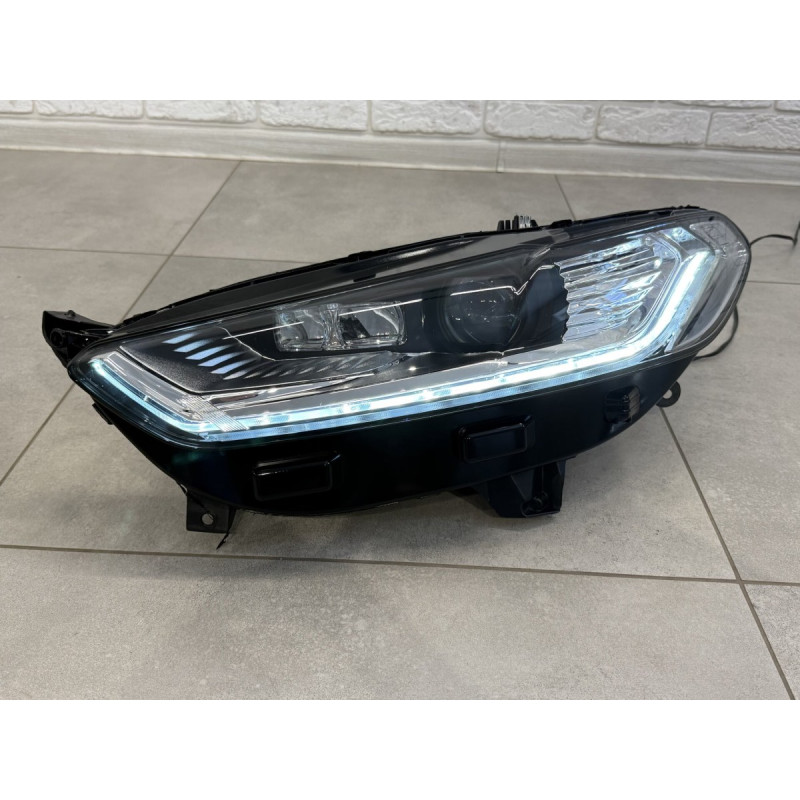 Передні фари для Ford Fusion USA / Mondeo 2013-2016