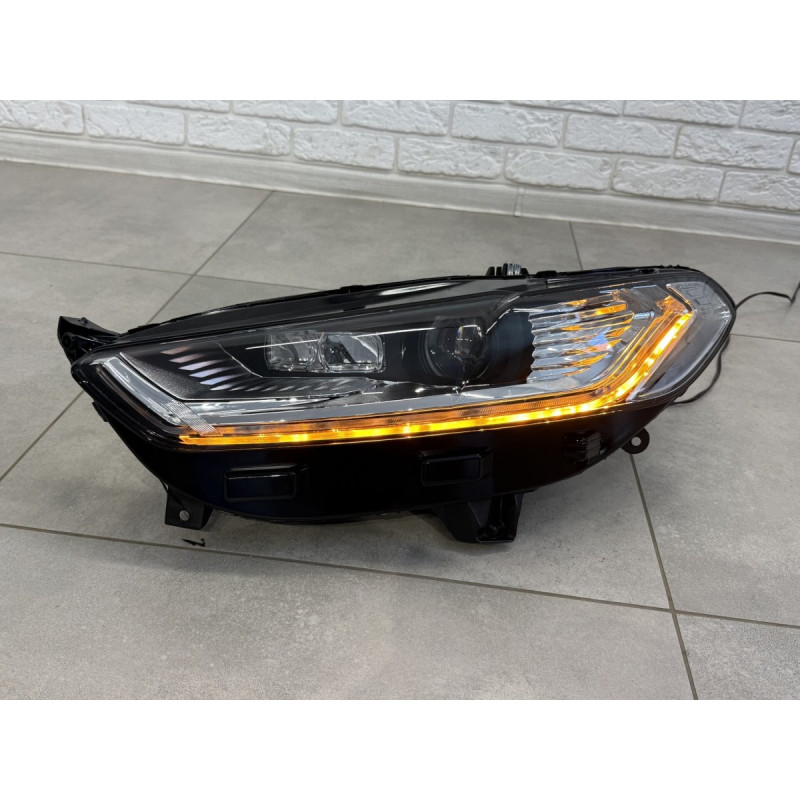 Передні фари для Ford Fusion USA / Mondeo 2013-2016