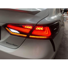 Задні діодні ліхтарі Toyota Camry 70 2018 - димчасті