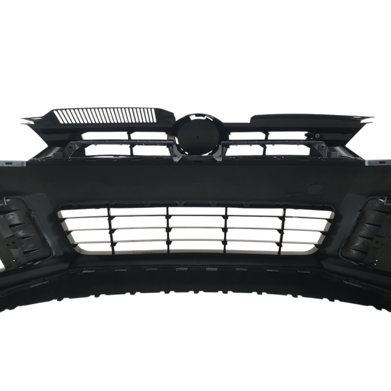 Передній бампер ( стиль R20 ) на Volkswagen Golf VI 2008-2012 року