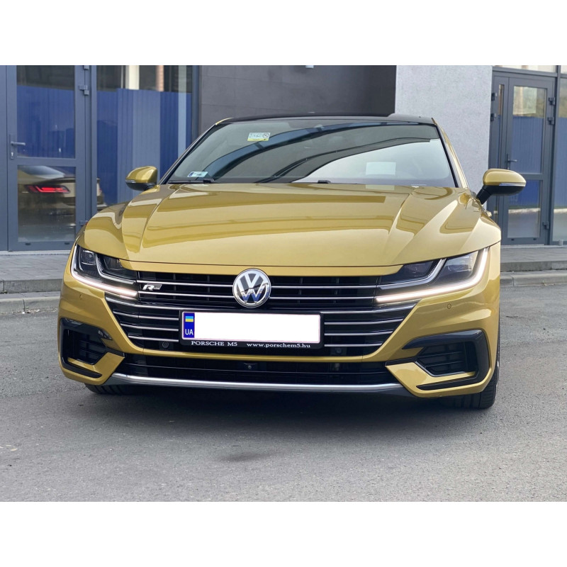 Передній бампер ( стиль R-Line ) на Volkswagen Arteon 2017-2020 року