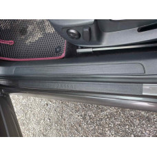 Накладки на пороги DDU (4 шт пластик) для Volkswagen Passat B6 2006-2012 рр