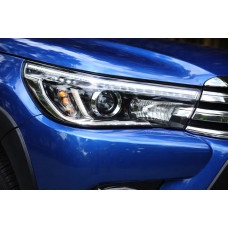 Передні фари ОЕМ V1 2015-2019 (LED 2 шт) для Toyota Hilux 2015- рр
