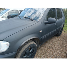 Накладки на арки (4 шт, чорні, ABS-пластик) для мерседес ML W163 1997-2005 рр