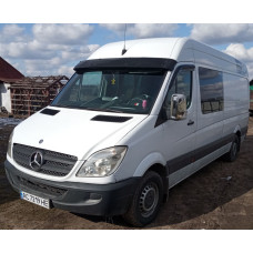 Козирок на лобове скло на рамі V2 (чорний глянець 5мм) для мерседес Sprinter W906 2006-2018 рр