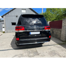 Задня накладка з хромом 2016-2026 (Executive 2019/2021) Білий колір для Toyota Land Cruiser 200 2007-2021 рр