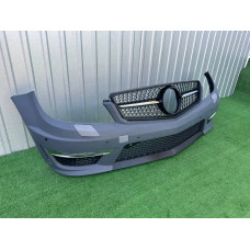 Передній бампер 2011-2014 AMG C63 з решіткою Diamond Black для мерседес C-class W204 рр