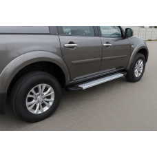 Бокові пороги X5-тип (2 шт. алюм) для Mitsubishi Pajero Sport 2008-2015 рр