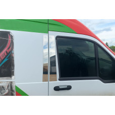 Накладки на дверні стійки (4 шт нерж) для Ford Connect 2006-2009 рр