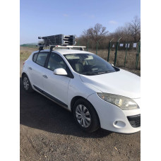 Перемички на гладку дах (2 шт Asaf V4) для Renault Megane III 2009-2016 рр