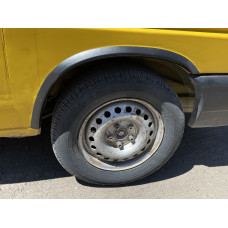 Накладки на арки (4 шт чорні) Пластик для Volkswagen T4 Transporter 1990-2003 рр