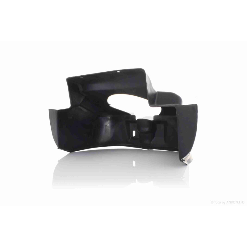 Пластик  FADA QT8  підкрилок передній