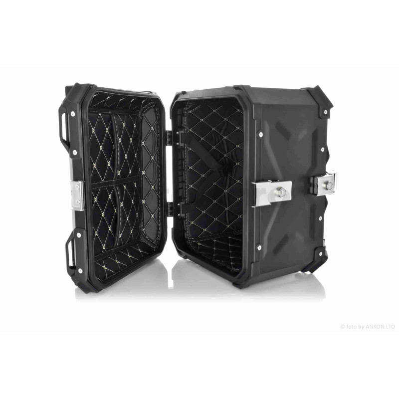Кофр  410*330*310mm, 42L  алюмінієвий, чорний