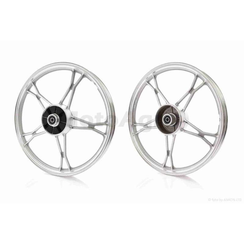 Диск колеса задній  17"-1.40  Delta  d12, литий