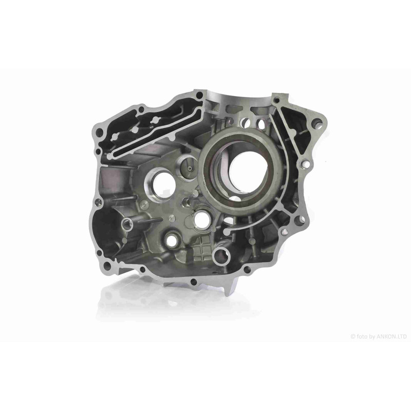 Картер  CG125/150  лівий  "LIPAI"